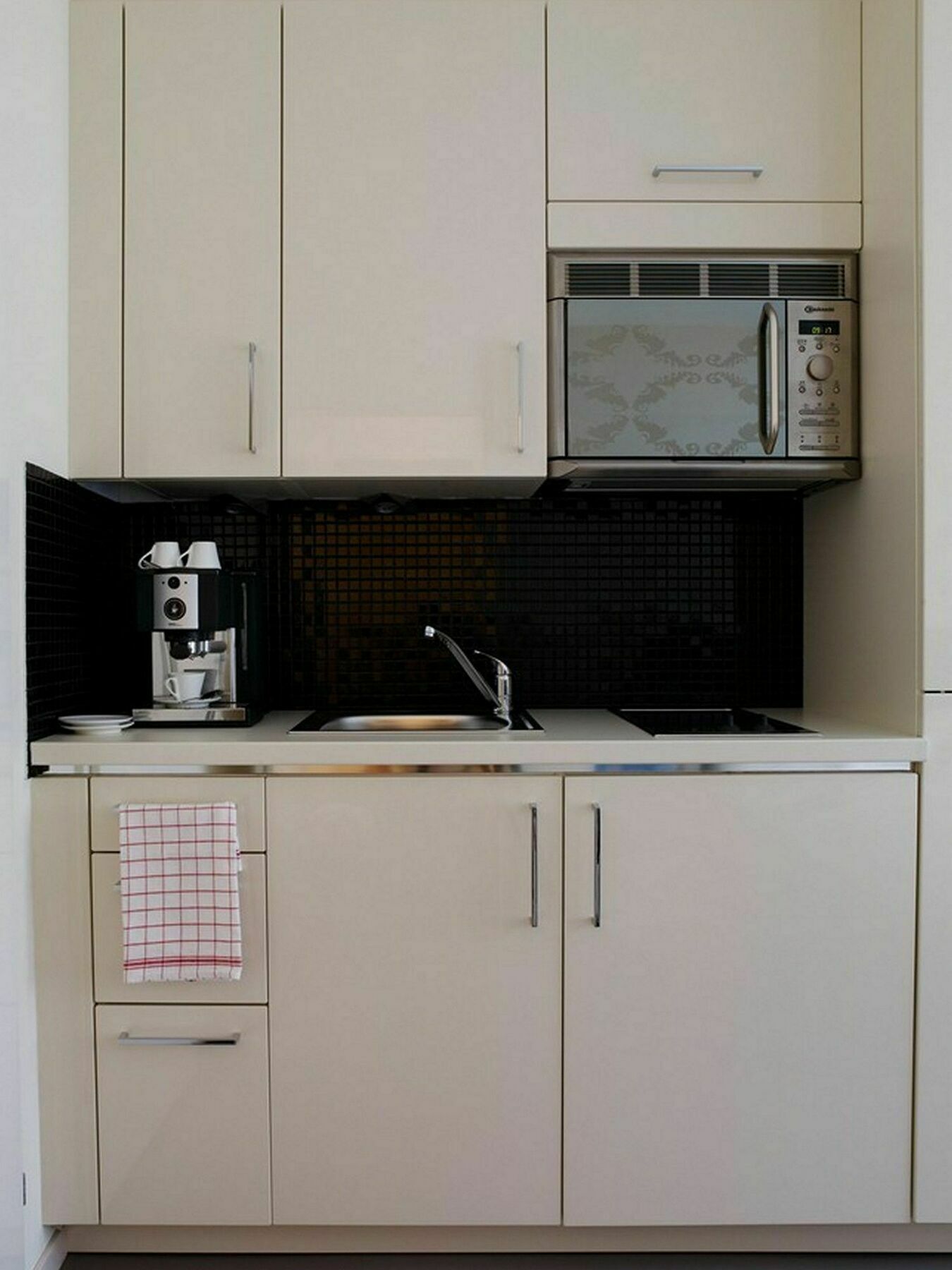 Visionapartments Waffenplatzstrasse - Contactless Check-In Zurich Bagian luar foto